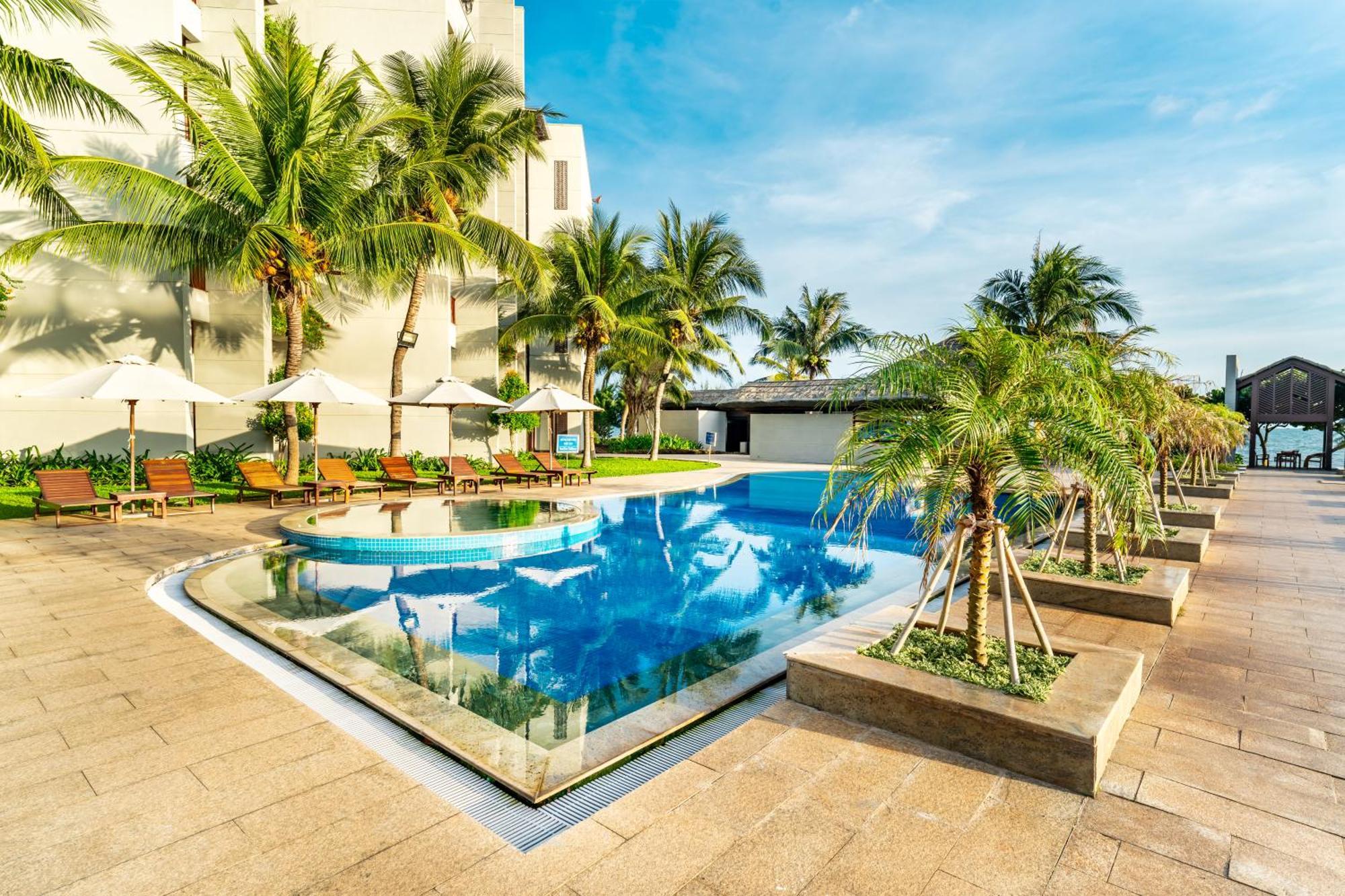 Vietsovpetro Ho Tram Beach Resort & Spa Exterior photo