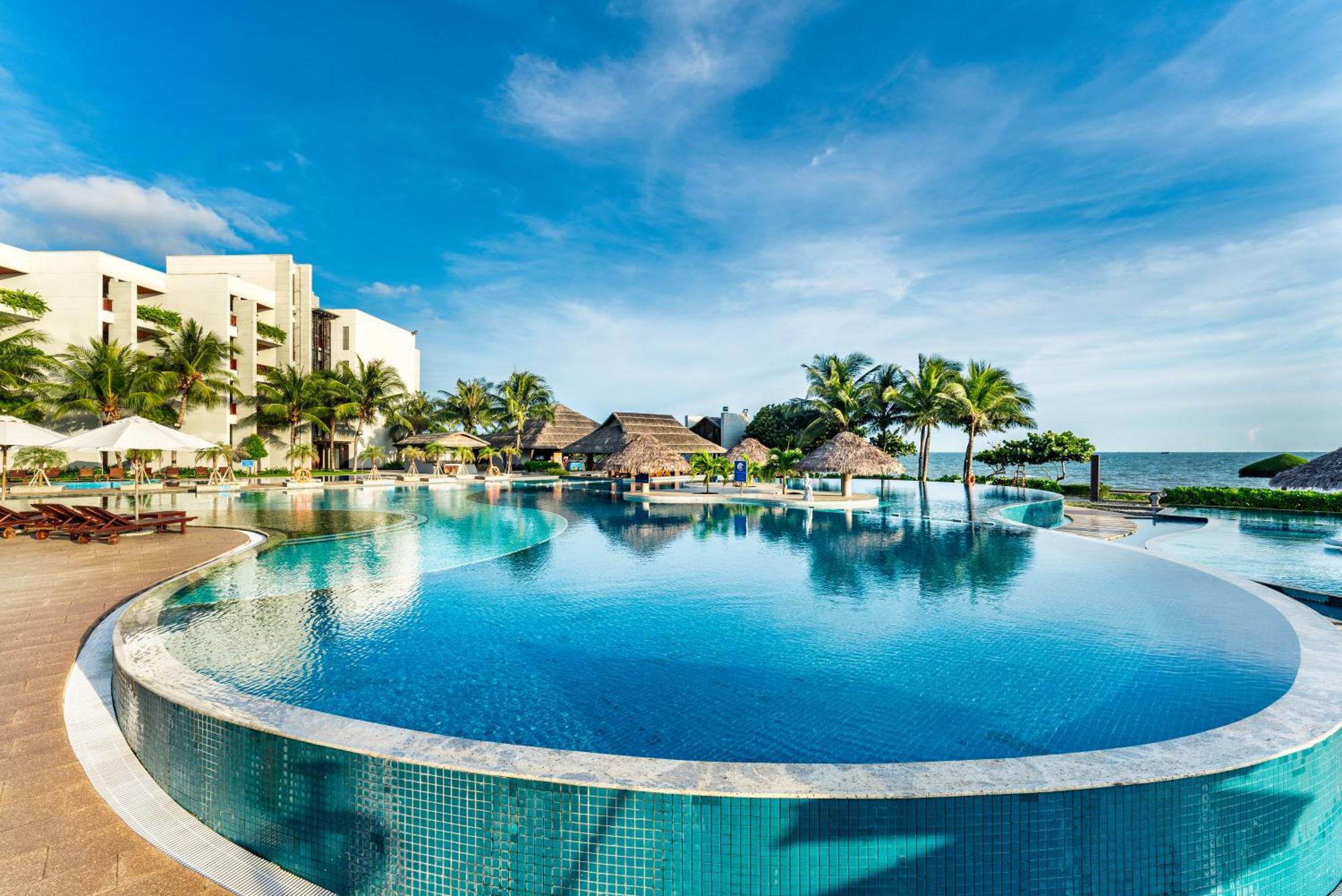 Vietsovpetro Ho Tram Beach Resort & Spa Exterior photo